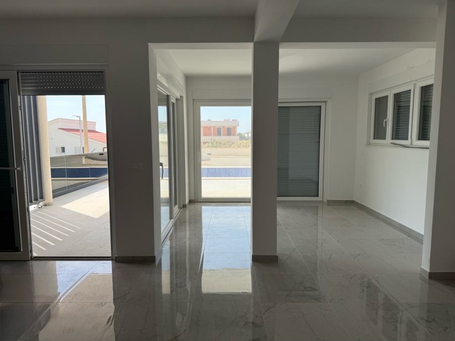 prodaju-moderna-vila-bazenom-pogledom-more-rtina-miocici-slika-251402463